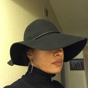 Meet your Posher, Terri